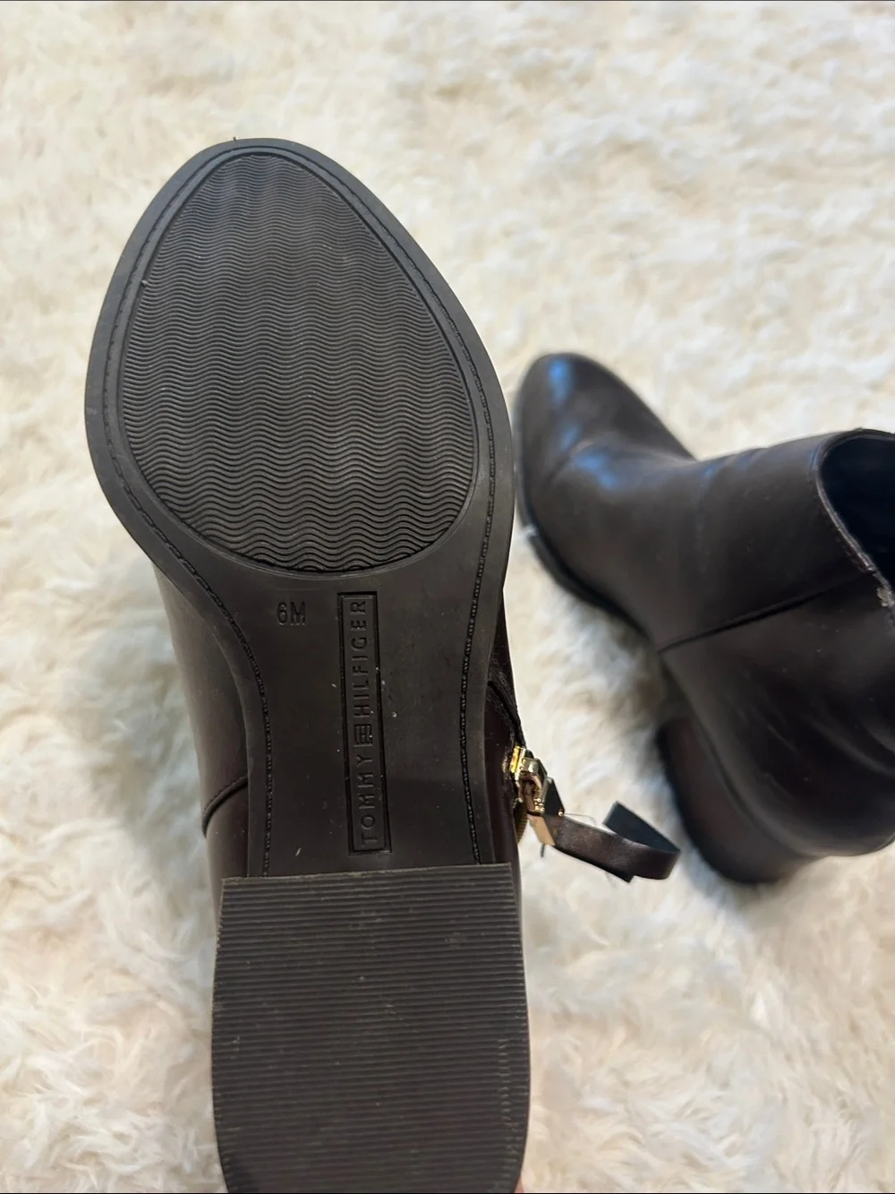 Tommy Hilfiger Booties - Picture 5 of 5